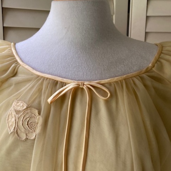 Vintage Gossard Artemus Chiffon Nightgown - Picture 5 of 12